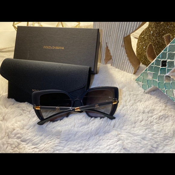DOLCE&GABBANA (Sunglasses) 0DG6138 - Picture 2 of 7